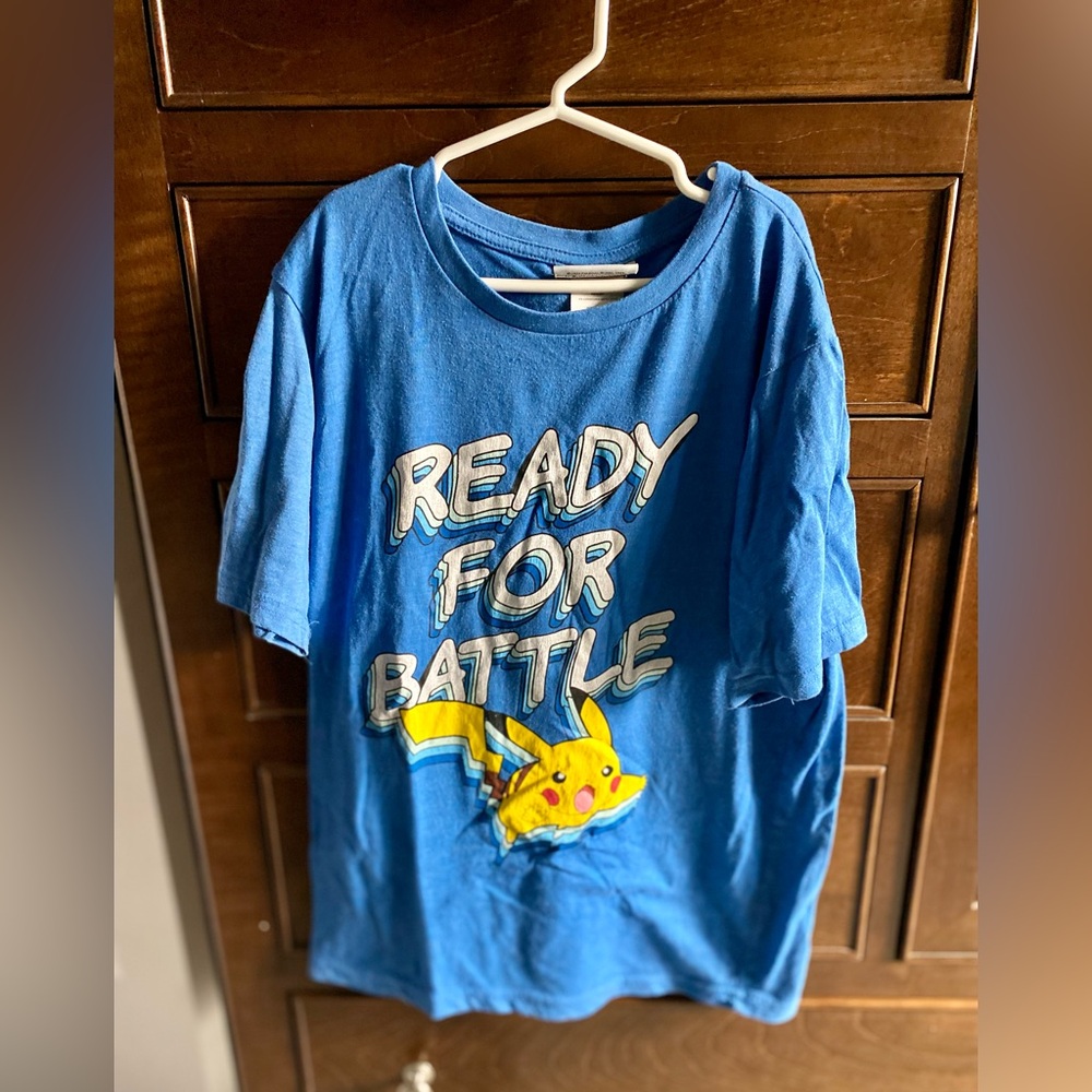 🔵 Pokémon Pikachu Graphic Tee – “Ready for Battle” – Size XL (14/16)